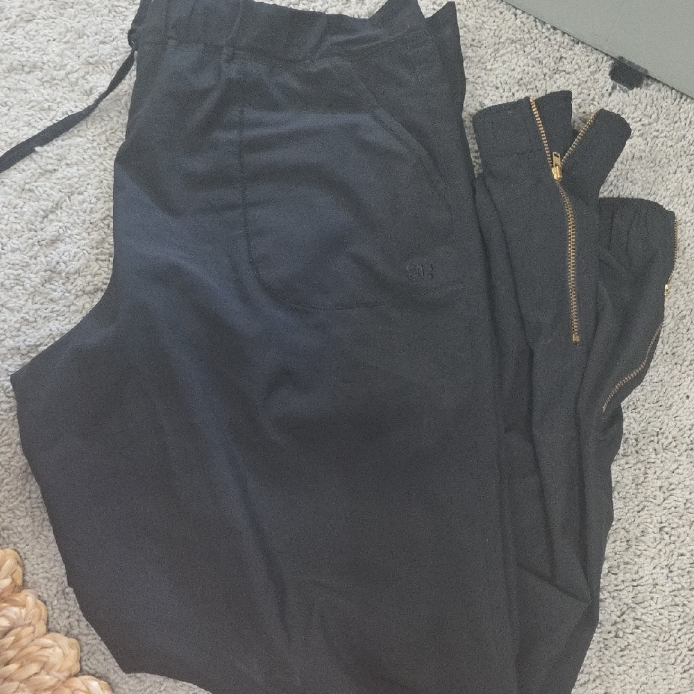 Albion Black Nylon-Spandex Blend Apparel